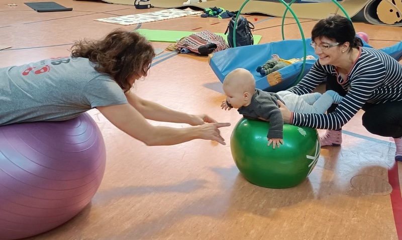 Mutter-Kind-Turnen